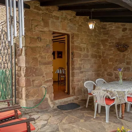 La Casa De Salinas Salinas De Pisuerga