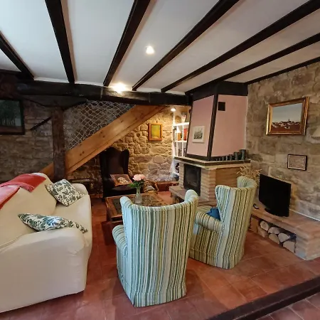 La Casa De Salinas Σπίτι διακοπών Salinas De Pisuerga