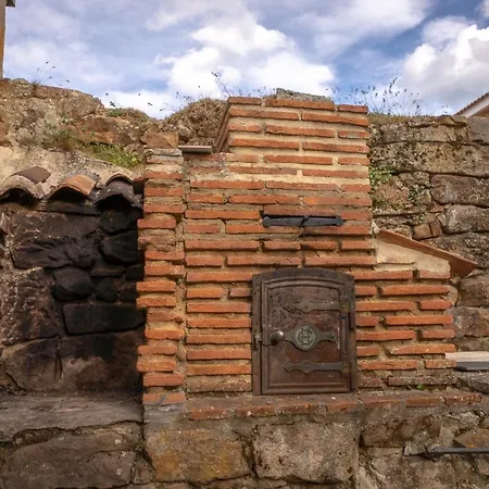 La Casa De Salinas Feriehus Salinas De Pisuerga