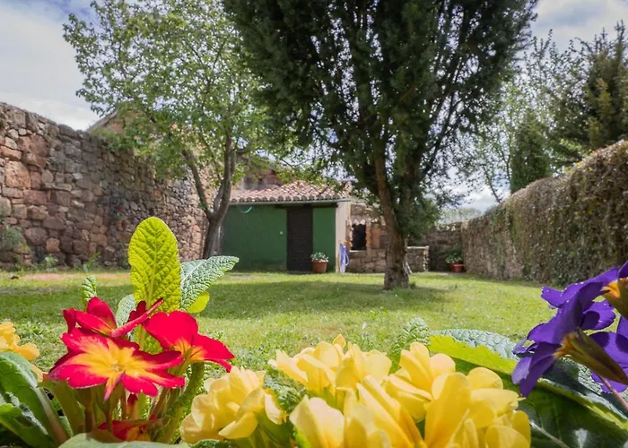 La Casa De Salinas Salinas De Pisuerga